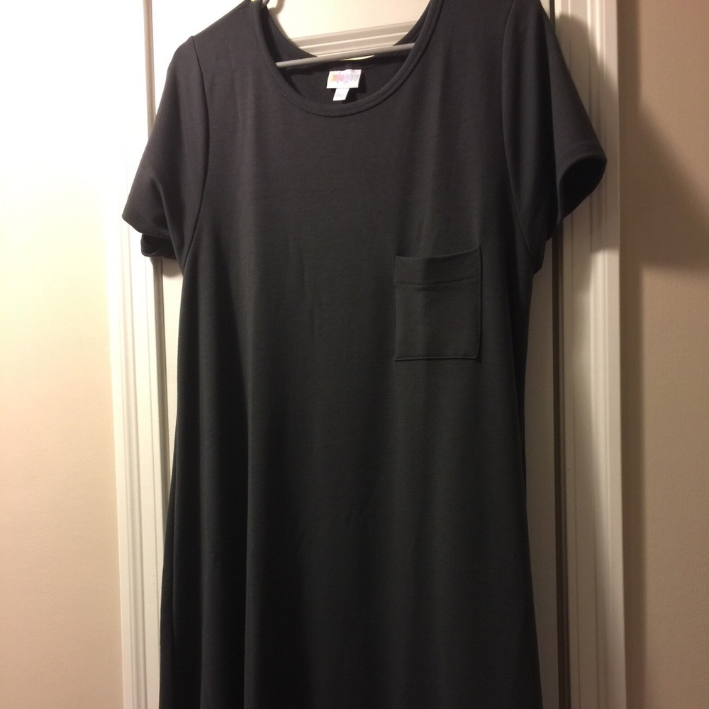 LuLaRoe Carly!